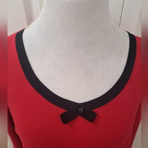 Mercer Street Studio Red Pullover Sweater    Size XL - Picture 2 of 8